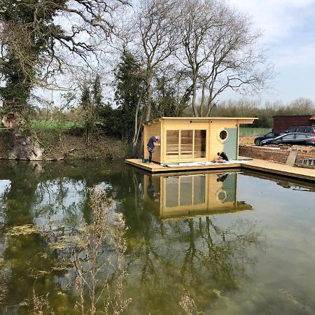 The Kestrel Shepherd Hut, Whitehouse Farm Stowmarket Esterno foto