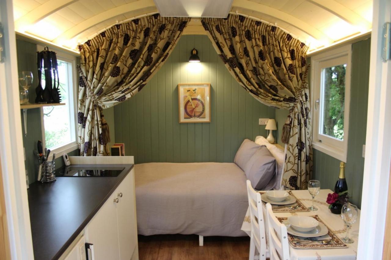 The Kestrel Shepherd Hut, Whitehouse Farm Stowmarket Esterno foto